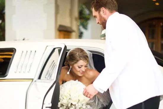 10 Passenger Stretch Limo rental in Oklahoma City — photo 2