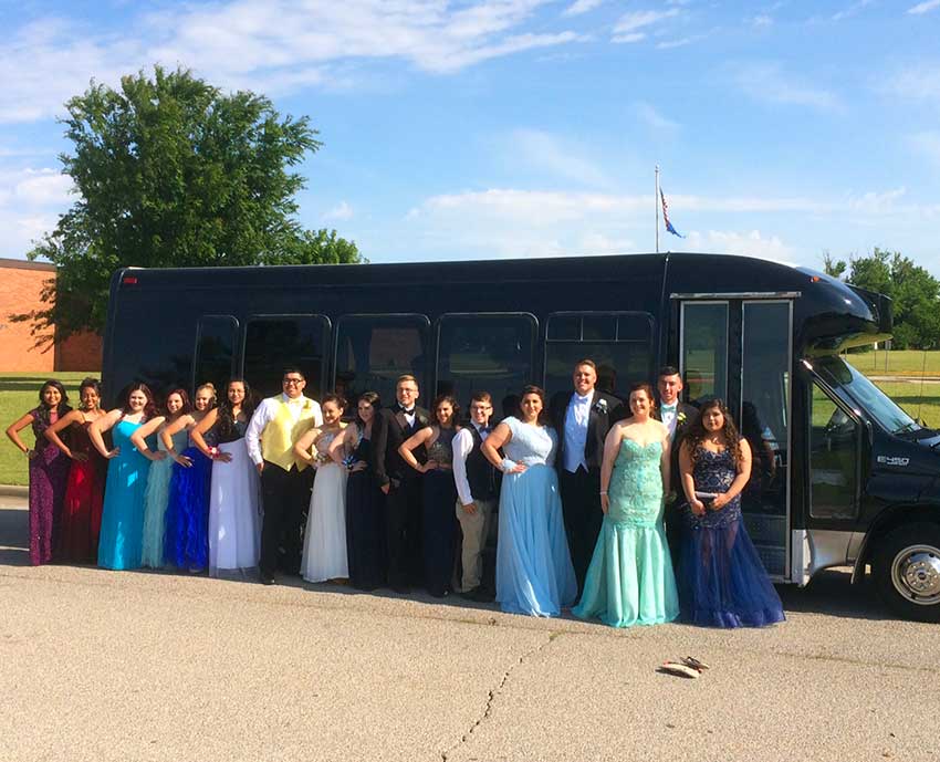 Prom — Black Diamond Limo & Party Bus, OKC — photo 5
