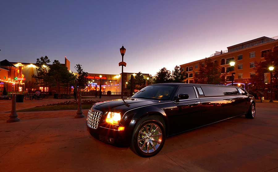 10 Passenger Stretch Limo — Black Diamond Limo & Party Bus, Oklahoma City
